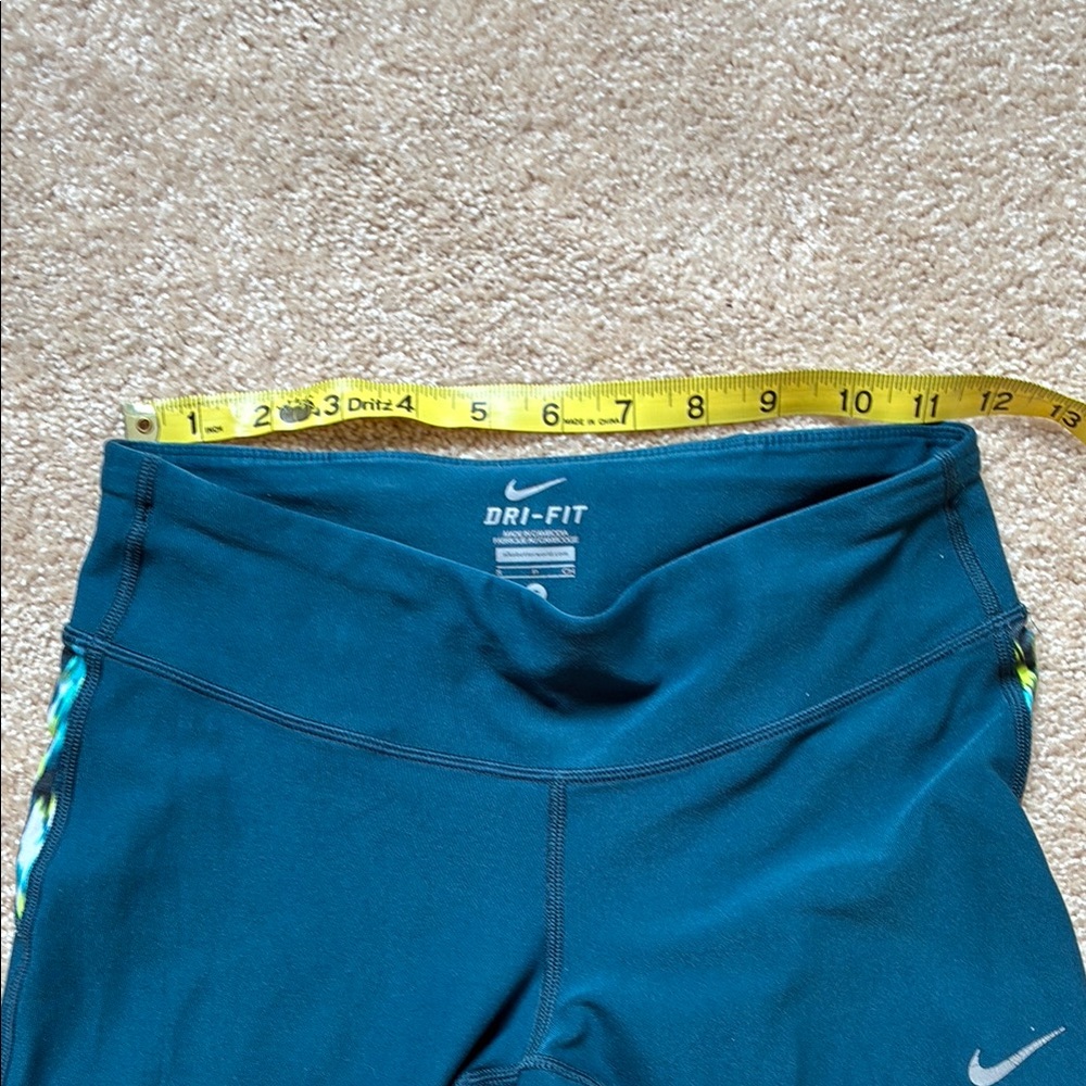 Nike Blue and Green Pattern Leggings - Picture 3 of 7